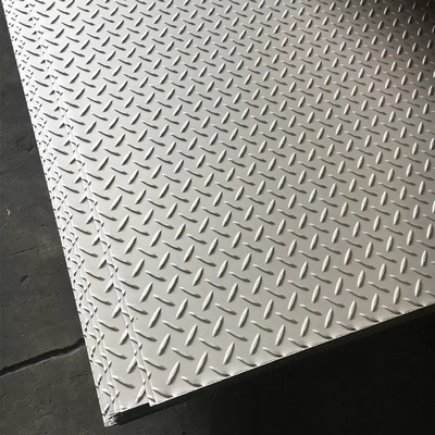 acheter Bande de roulement quadrillée Diamond Compass Pattern Sheet en aluminium 1100 6004 anti glissement de 5052 plats online manufacture