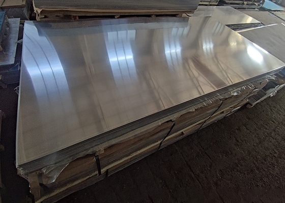 La toiture 5005 3105 4032 ondulée en aluminium couvre les pièces des véhicules à moteur lisses