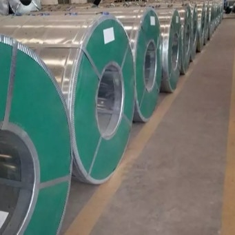L'acier enduit d'une première couche de peinture de Galvalume d'immersion chaude love la largeur de G280 G350 G550 20mm pour la coupe