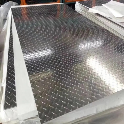 5052 3003 bande de roulement en aluminium Diamond Plate Mill Finish 500mm