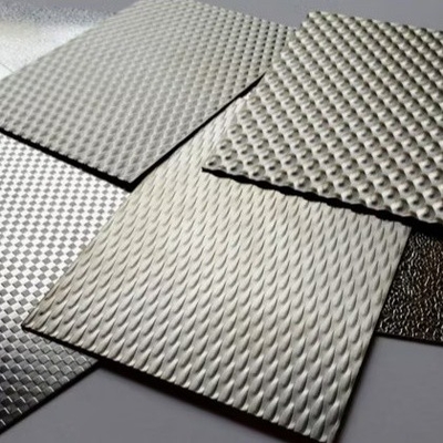 304 316L 430 Plaque à motifs en acier inoxydable en relief antidérapant personnalisé